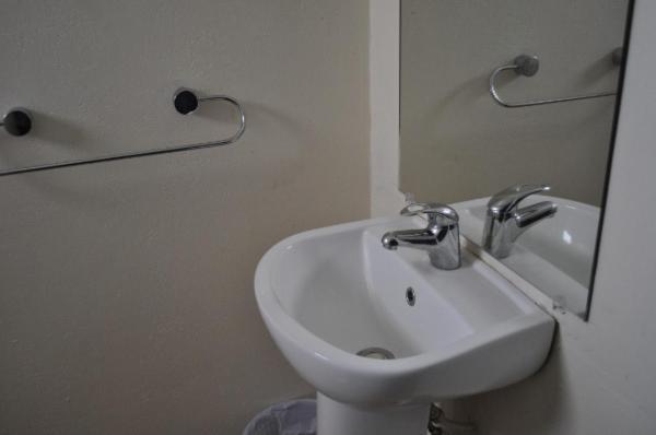Pacific Paradise Motel Port Vila Bilik gambar